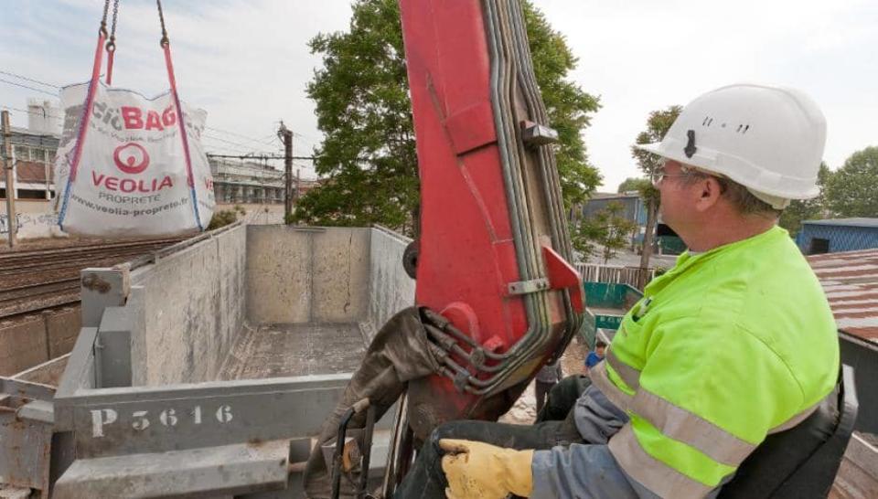 Evacuation d’un big bag pour la valorisation des déchets