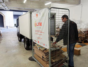 Les commerçants de Bordeaux ont imaginé un service innovant de collecte de cartons qui implique plusieurs partenaires dont Veolia