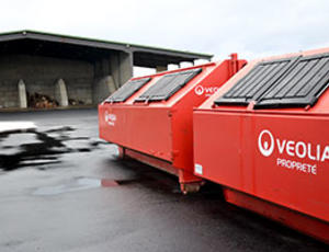 Veolia poursuit le déploiement de ses déchèterie Recycl’Inn Pro. A Vierzon, tout est conçu pour faciliter le tri et la valorisation de tous les déchets d’activités professionnelles.