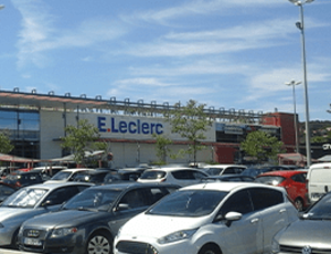 L’hypermarché E.Leclerc de la Seyne-sur-Mer a intégré dans le tri sélectif de ses déchets la valorisation du polystyrène expansé (PSE).