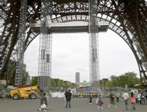 Veolia assure la collecte et le traitement des déchets du chantier de rénovation du premier étage de la Tour Eiffel