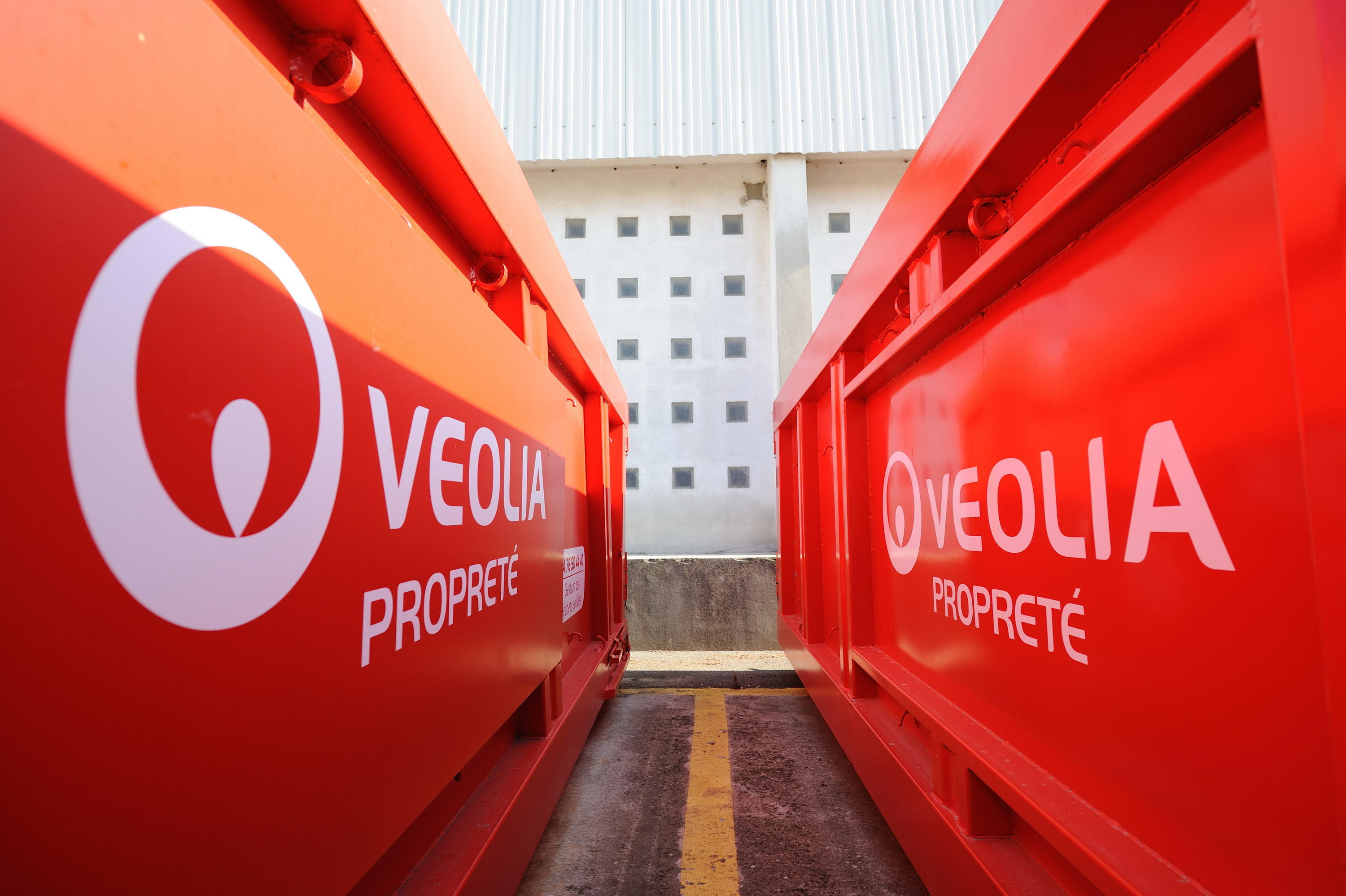 Veolia trie et valorise les déchets industriels