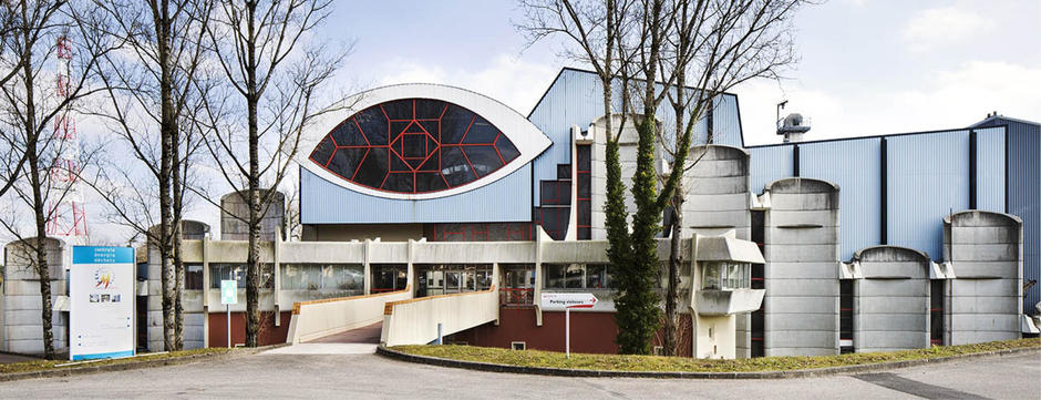 Dans la ville de Limoges en Haute-Vienne, Veolia alimente le quartier de Beaubreuil en électricité et chaleur thermique grâce à son Unité de valorisation énergétique.