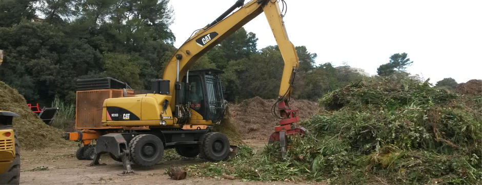 Sur l'agglomération de Nice Côte d'Azur, Veolia transforme les déchets verts de la métropole en compost biologique.