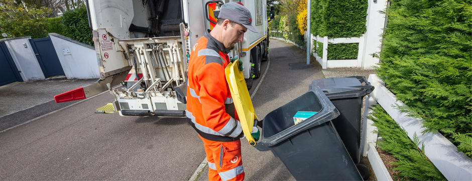 L'agence Veolia de Briançon collecte et valorise les déchets ménagers et assimilés des habitants de la communauté d'agglomération.