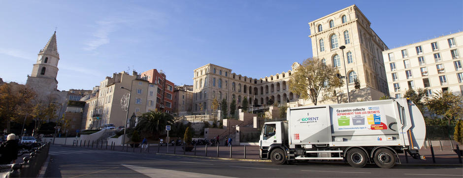 L'agence Veolia de Marseille collecte et valorise les déchets ménagers et assimilés de la population marseillaise.