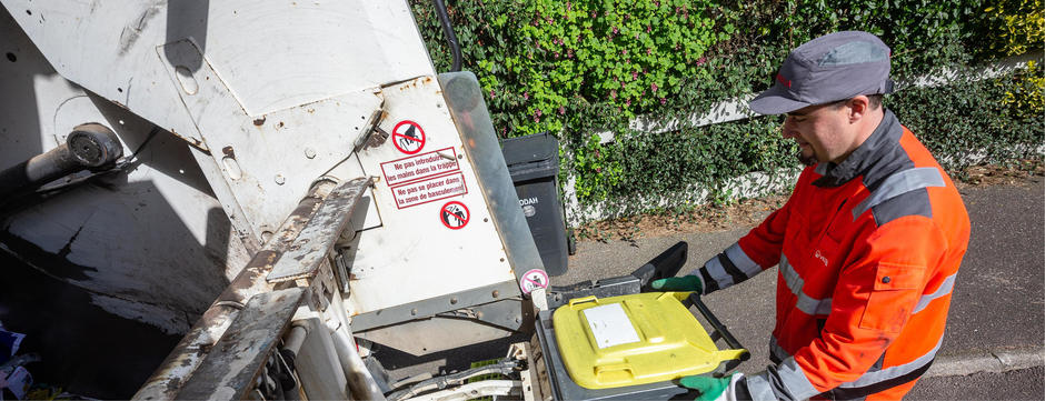 L'agence Veolia de Pia collecte et valorise les déchets ménagers et assimilés de la Métropole de Perpignan Méditerranée.