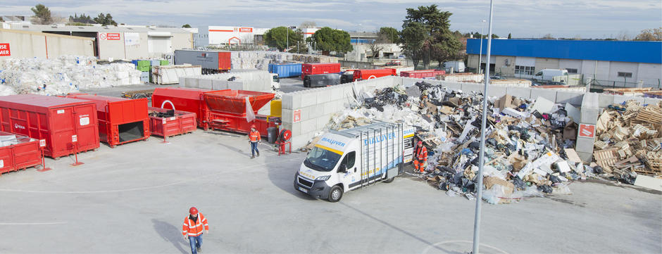 La déchèterie Recycl'Inn Pro propose un ensemble de services pour la valorisation des déchets des professionnels de la région Montpellérienne.