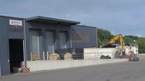 Veolia trie et valorise les déchets industriels