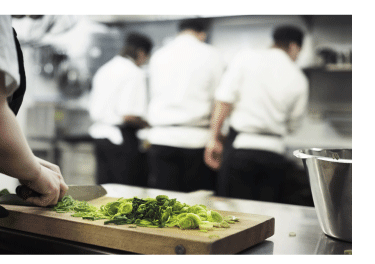 Les biodéchets ou déchets organiques désignent les déchets de table et de cuisine des restaurants comme des particuliers, les déchets de production agroalimentaire, les produits frais conditionnés ainsi que les déchets verts de jardin.