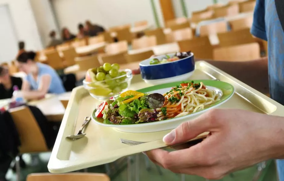 La valorisation des biodéchets alimentaires, un enjeu pour la restauration collective en matière de gestion des déchets.