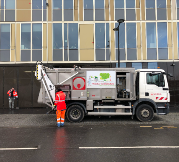 Veolia propose la collecte des biodéchets en porte à porte dans les quartiers à forte densité de restaurants