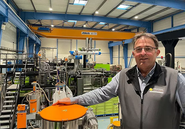 La recette gagnante du plasturgiste Process Thermoplastic dans sa conversion aux plastiques recyclés : pilotage des injections et optimisation des formulations avec Veolia. © Process Thermoplastic
